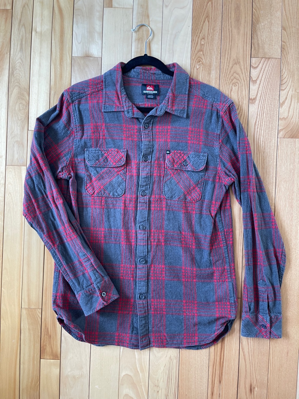 Quiksilver Plaid Flannel Button‑Up Shirt – Men’s L